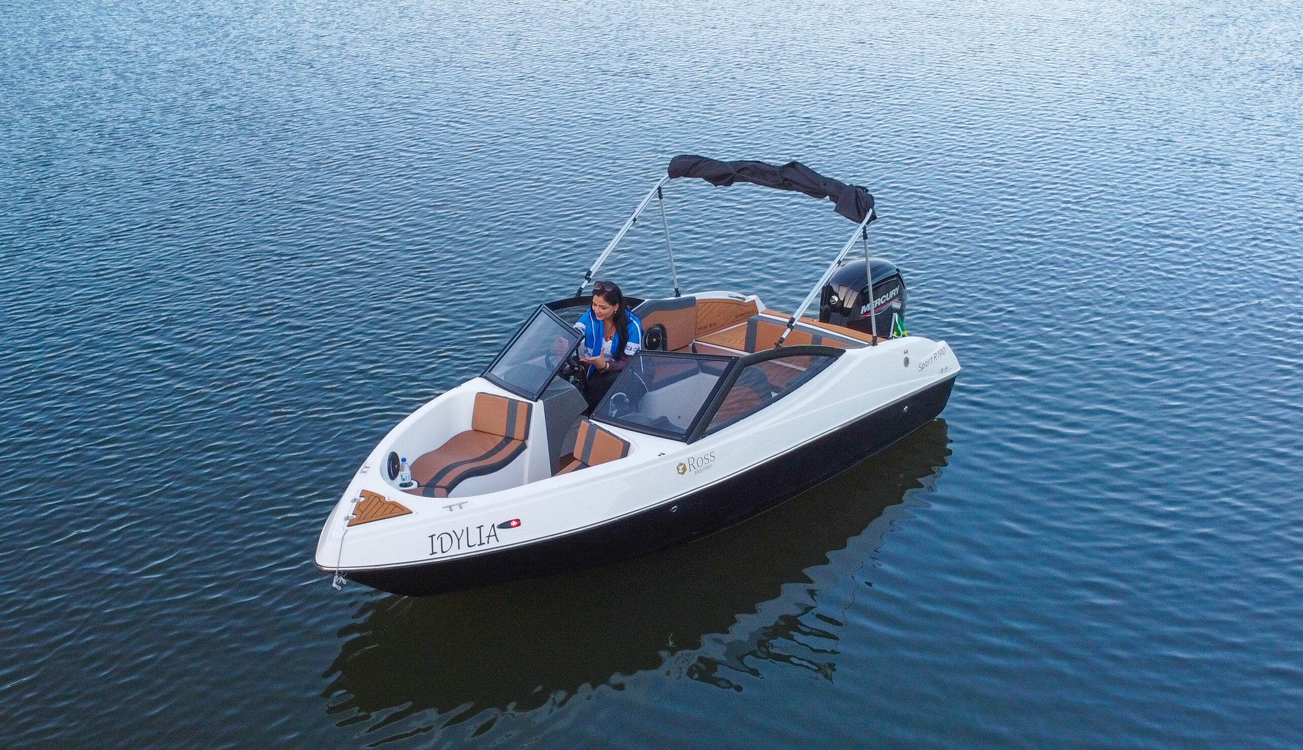 Sport R 190 da Ross Mariner: Desempenho e Versatilidade na água